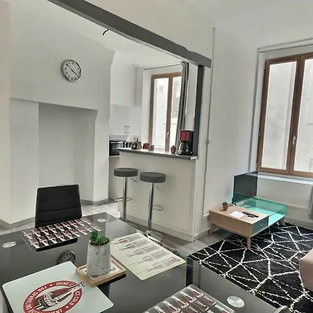 Des Appartements Au Calme Dans Un Immeuble Historique Beziers Exterior photo